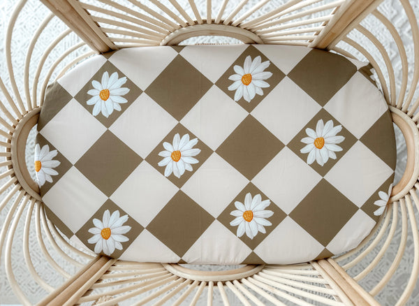 Daisy Gingham Delight Bassinet Sheet