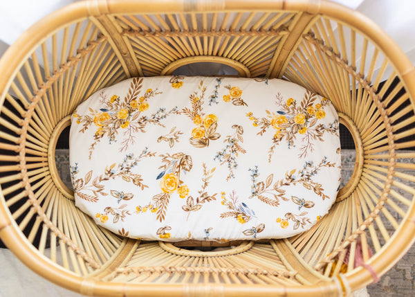 Unisex Bassinet Sheet 